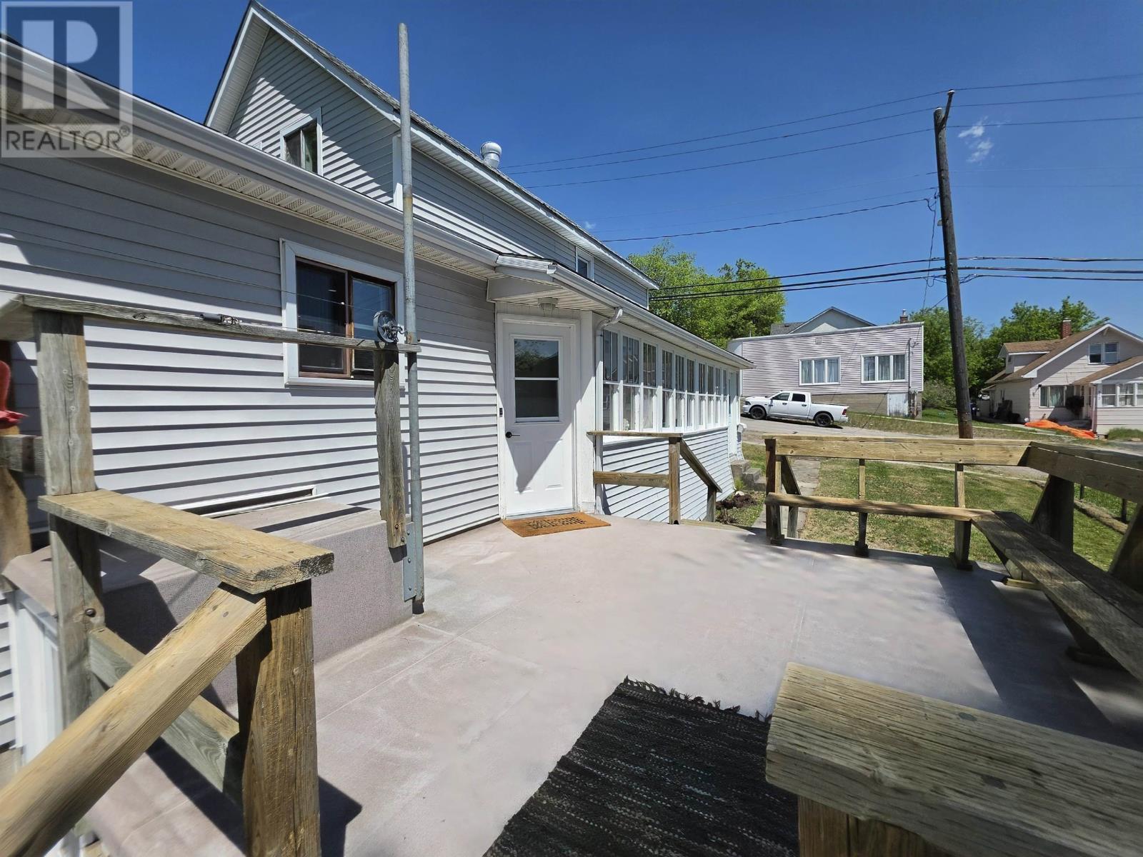 409 Third Street North, Kenora, Ontario  P9N 2M2 - Photo 4 - TB2601319