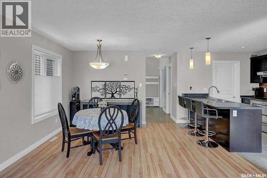 8705 Hincks Lane, Regina, Saskatchewan S4Y 0B9 - Photo 7 - SK038923