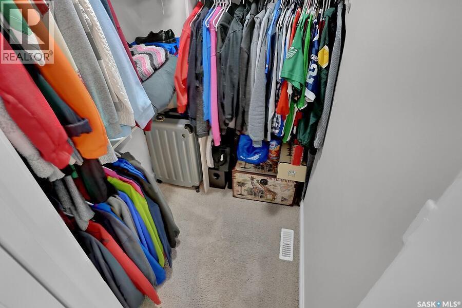 8705 Hincks Lane, Regina, Saskatchewan S4Y 0B9 - Photo 24 - SK038923