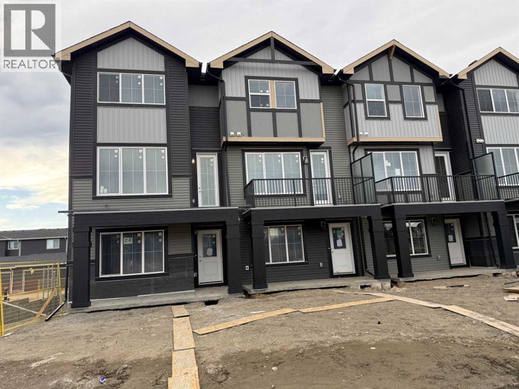 24 Sundown Place, Cochrane, Alberta  T4C 3H2 - Photo 1 - A2305188