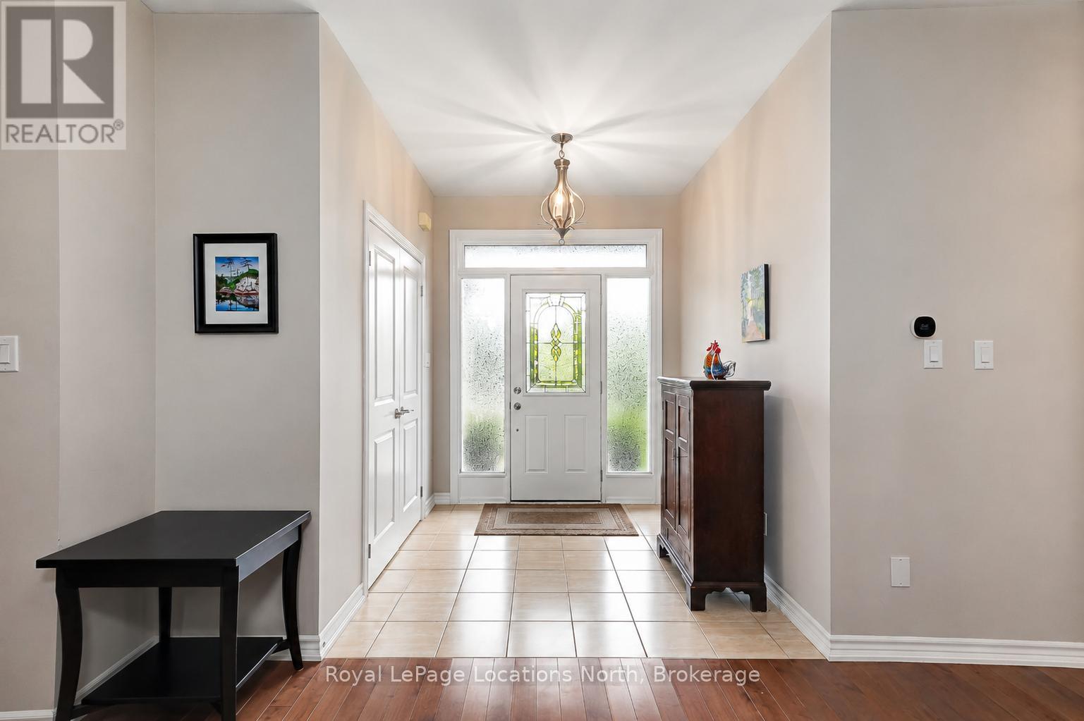 37 Kells Crescent, Collingwood, Ontario  L9Y 0A9 - Photo 4 - S13436436
