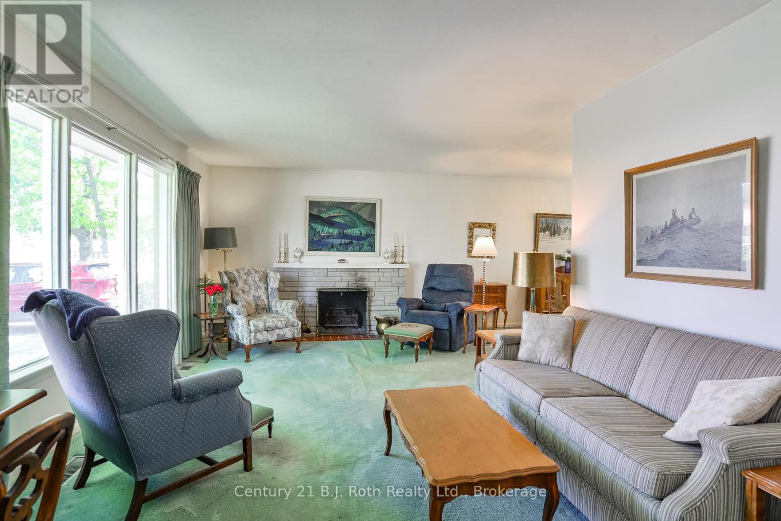 233 Lawrence Avenue, Orillia, Ontario  L3V 5M3 - Photo 5 - S13436462