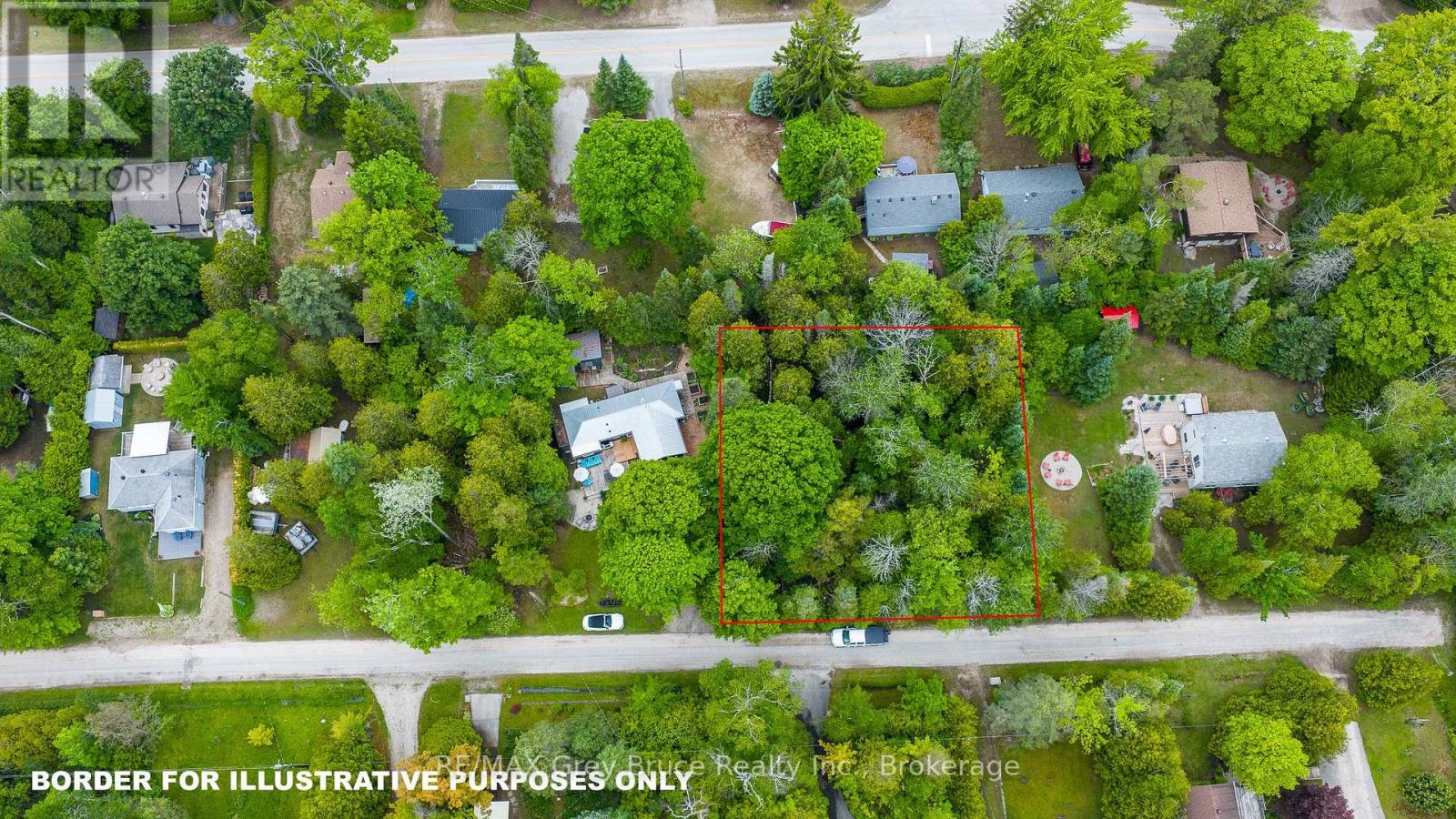 12 & 14 Toronto Avenue, South Bruce Peninsula, Ontario  N0H 2G0 - Photo 1 - X13436286