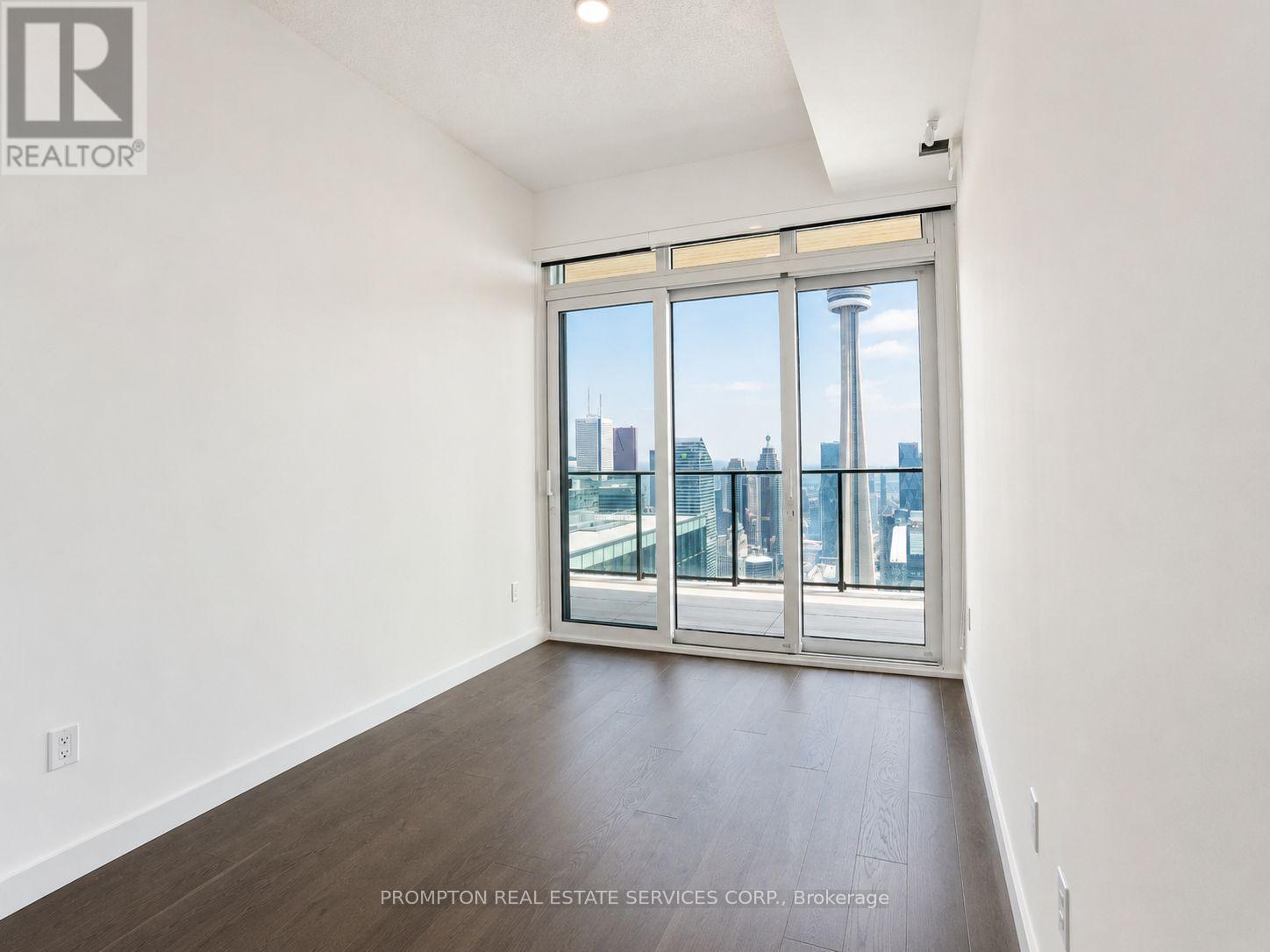 Ph8105 - 3 Concord Cityplace Way, Toronto, Ontario  M5V 0X4 - Photo 21 - C13425440