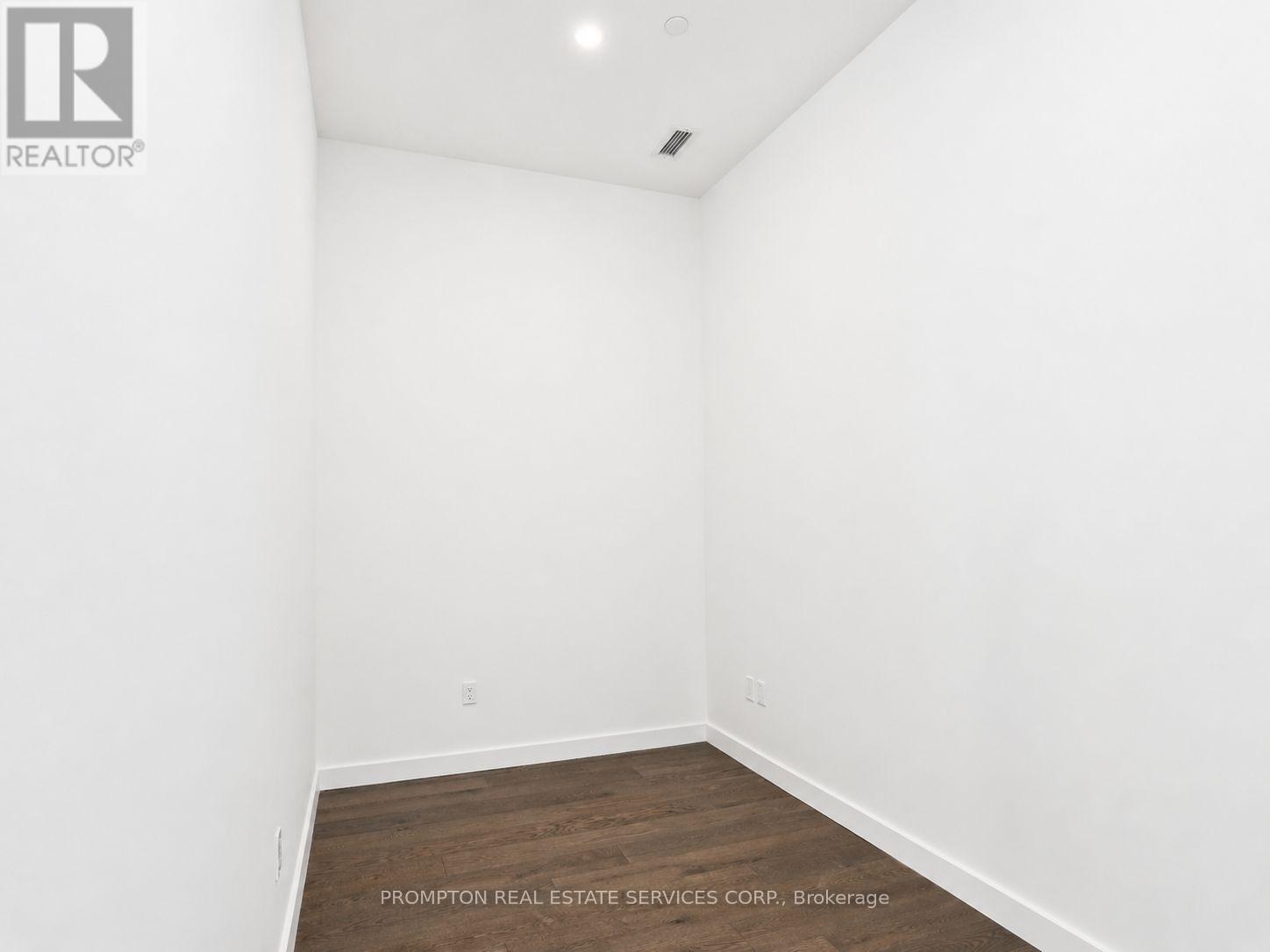 Ph8105 - 3 Concord Cityplace Way, Toronto, Ontario  M5V 0X4 - Photo 34 - C13425440