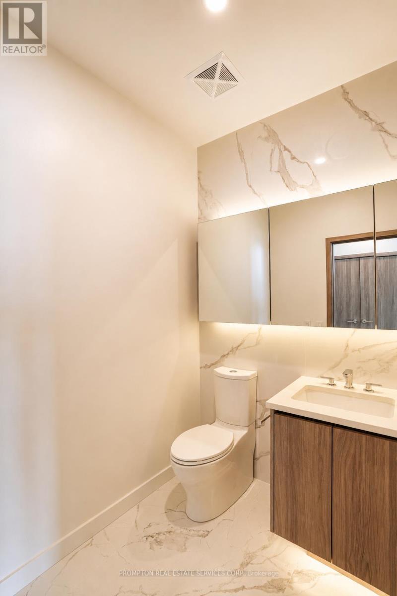 Ph8105 - 3 Concord Cityplace Way, Toronto, Ontario  M5V 0X4 - Photo 41 - C13425440