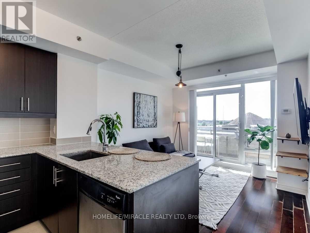 319 - 2756 Old Leslie Street, Toronto, Ontario  M2K 0E2 - Photo 3 - C13433598