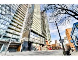1704 - 28 WELLESLEY STREET E, Toronto, Ontario