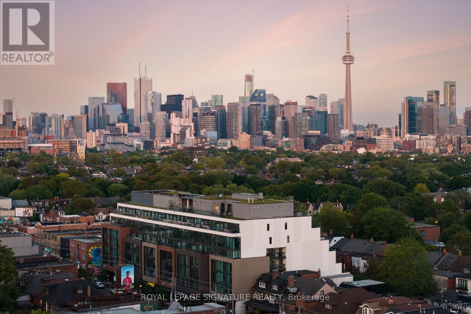 Ph604 - 899 College Street, Toronto, Ontario M6H 3P7 - Photo 36 - C13436354