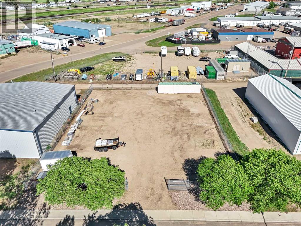208 3 Street NE, redcliff, Alberta