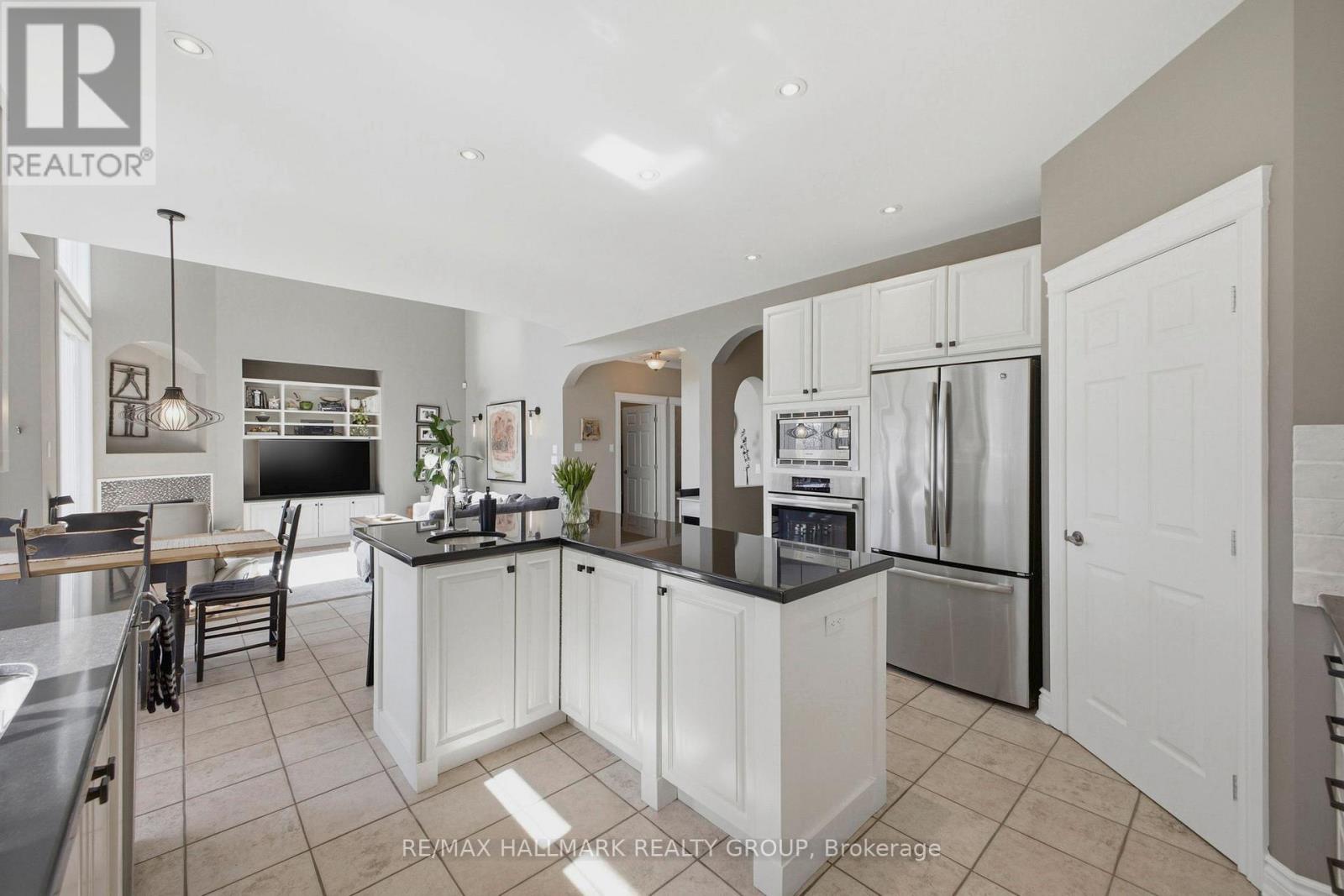 1518 Monaghan Lane, Ottawa, Ontario  K2W 1B4 - Photo 19 - X13425960