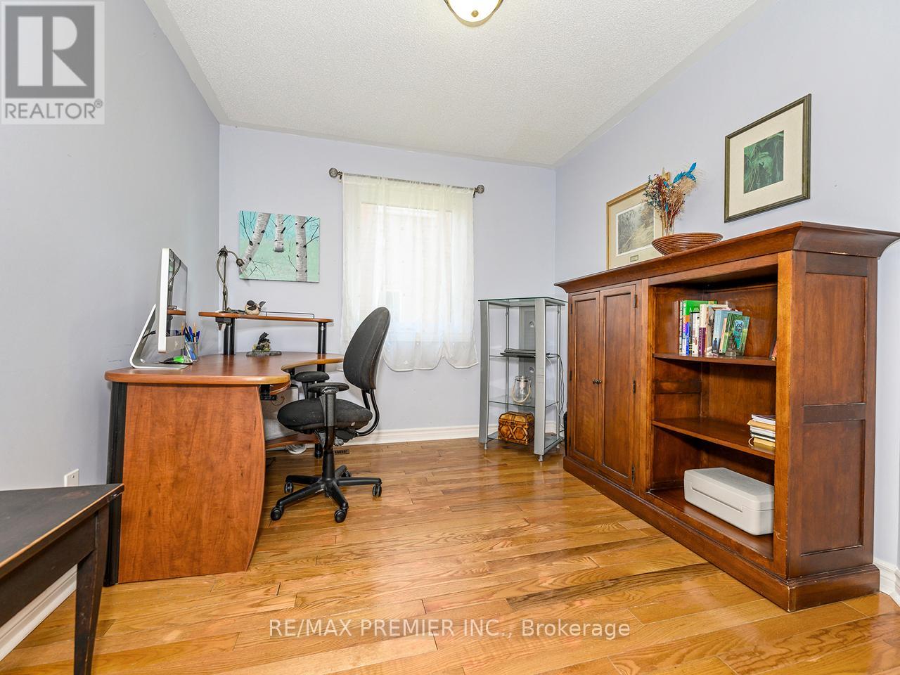33 Watford Street, Whitby, Ontario  L1M 1E6 - Photo 14 - E13436452