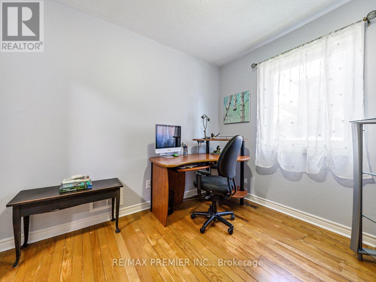 33 Watford Street, Whitby, Ontario  L1M 1E6 - Photo 15 - E13436452