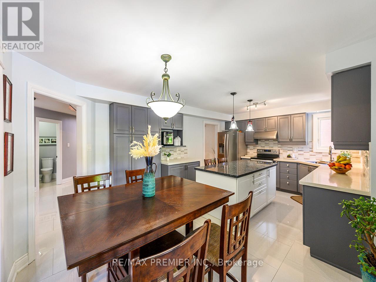 33 Watford Street, Whitby, Ontario  L1M 1E6 - Photo 9 - E13436452