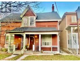 UPPER - 19 LUTTRELL AVENUE, Toronto, Ontario