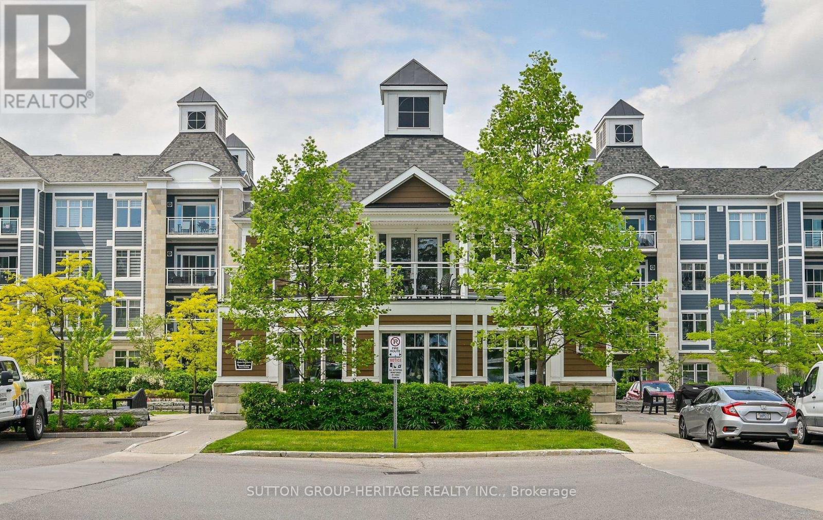 213 - 680 GORDON STREET, Whitby, Ontario