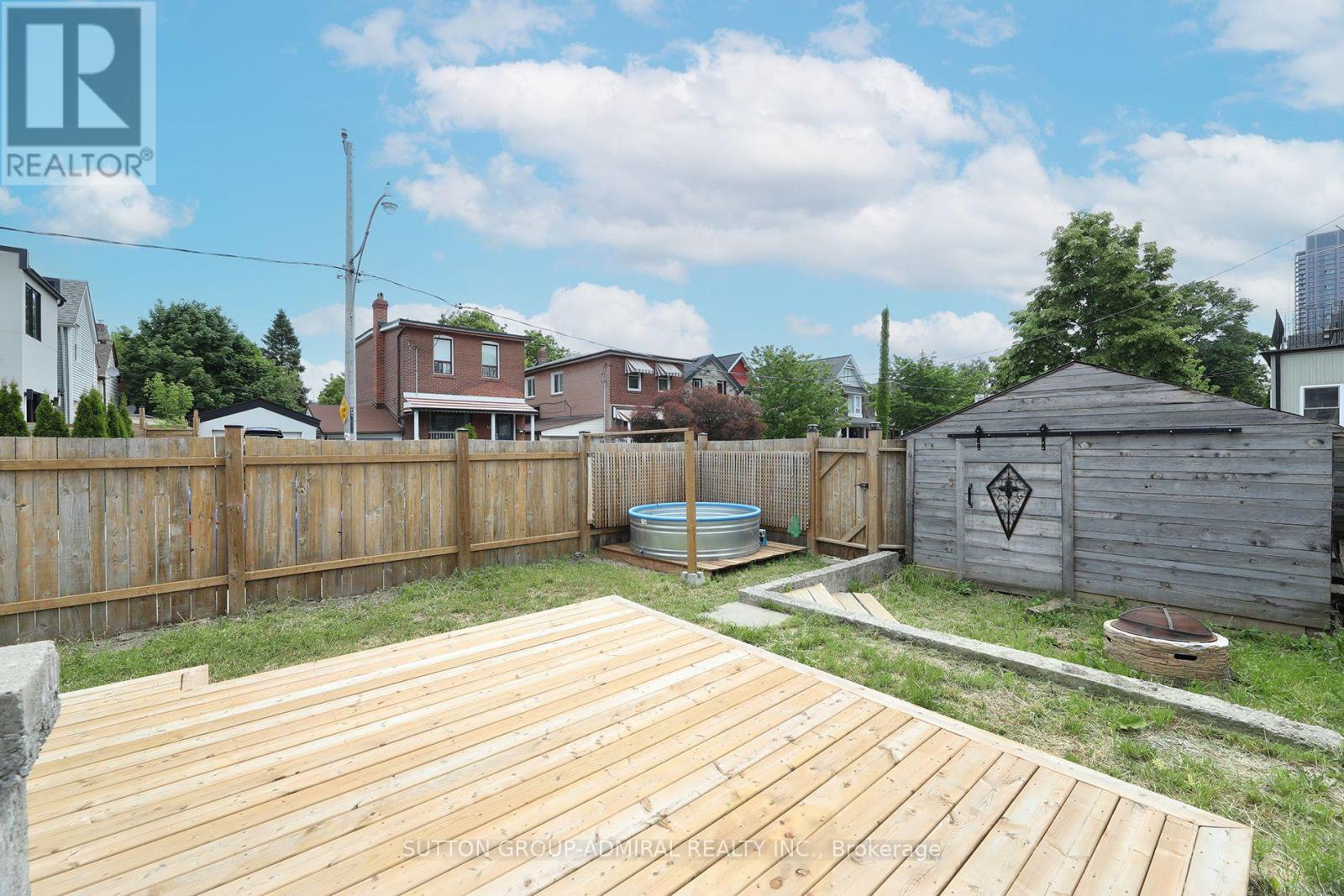 21 Wallace Avenue, Toronto, Ontario  M6H 1T6 - Photo 32 - W13433754
