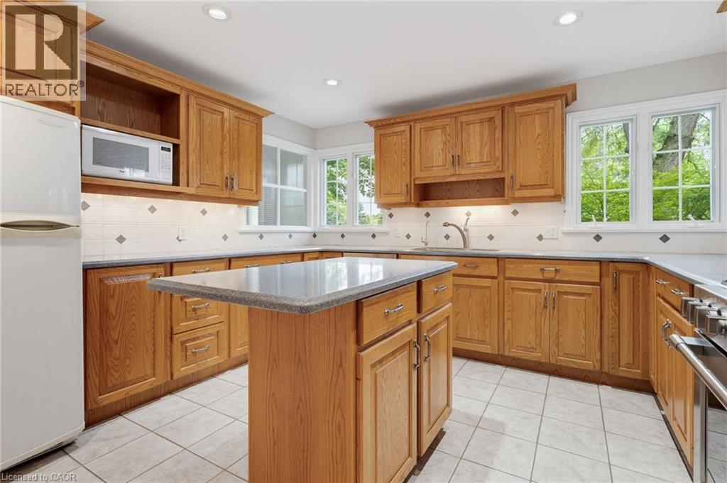2220 Britannia Road, Burlington, Ontario  L7P 0E8 - Photo 8 - 40838747