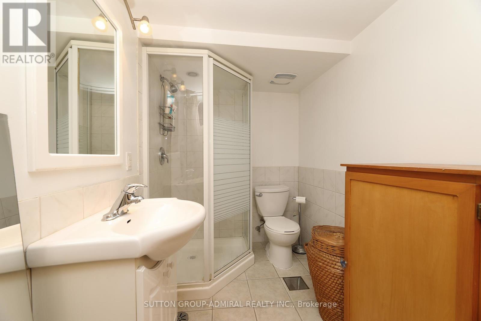 21 Wallace Avenue, Toronto, Ontario  M6H 1T6 - Photo 28 - W13433754