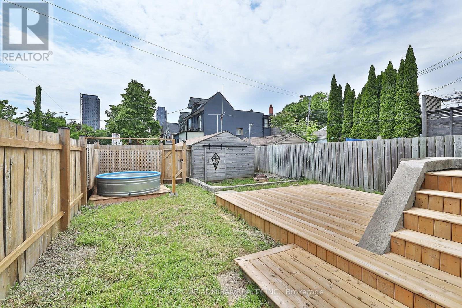 21 Wallace Avenue, Toronto, Ontario  M6H 1T6 - Photo 33 - W13433754