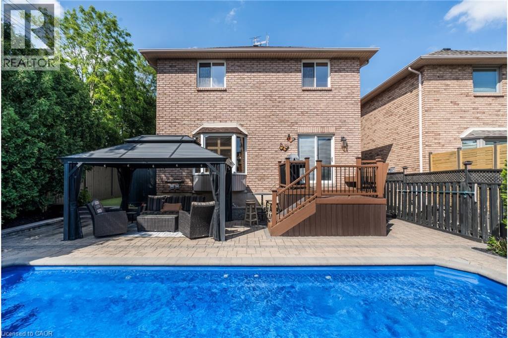 2423 Valley Heights Crescent, Oakville, Ontario  L6H 6X2 - Photo 43 - 40838069