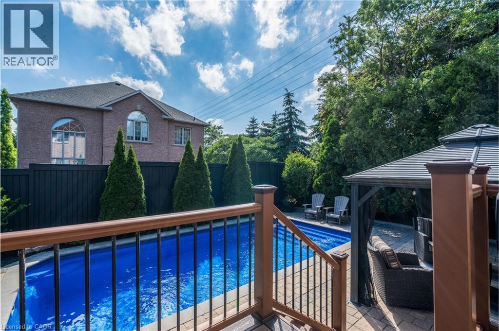 2423 Valley Heights Crescent, Oakville, Ontario  L6H 6X2 - Photo 46 - 40838069
