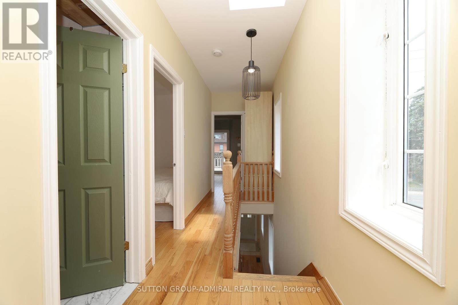 21 Wallace Avenue, Toronto, Ontario  M6H 1T6 - Photo 18 - W13433754