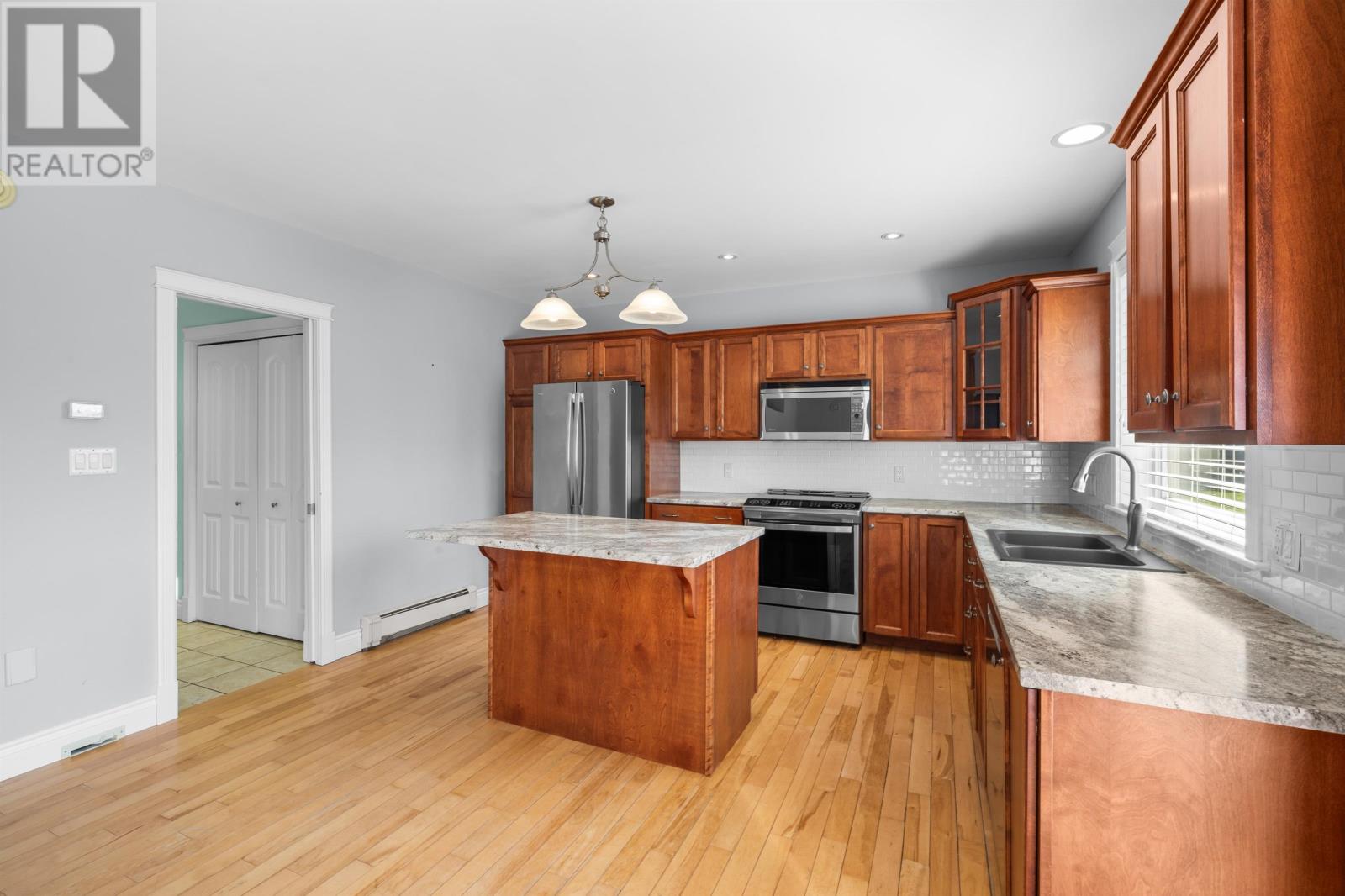 39 Picton Beete Crescent, Stratford, Prince Edward Island  C1B 0B7 - Photo 14 - 202614235