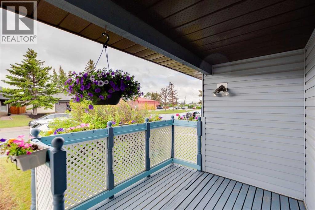 2138 Summerfield Boulevard SE, Airdrie, Alberta  T4B 1X5 - Photo 3 - A2311905