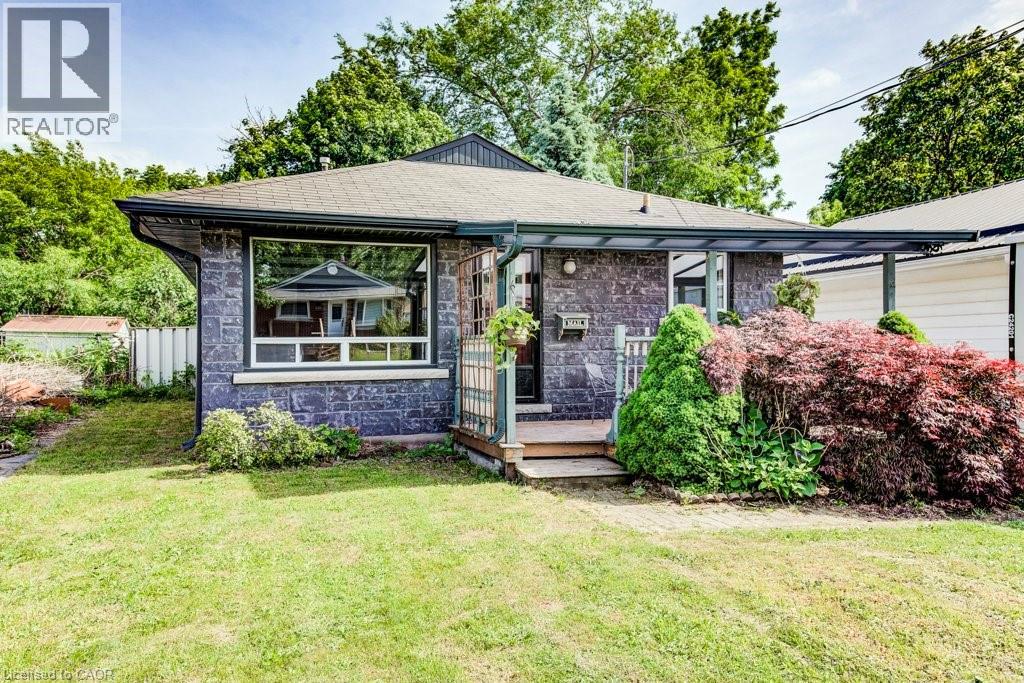 173 Glen Road, Kitchener, Ontario  N2M 3G3 - Photo 1 - 40835115