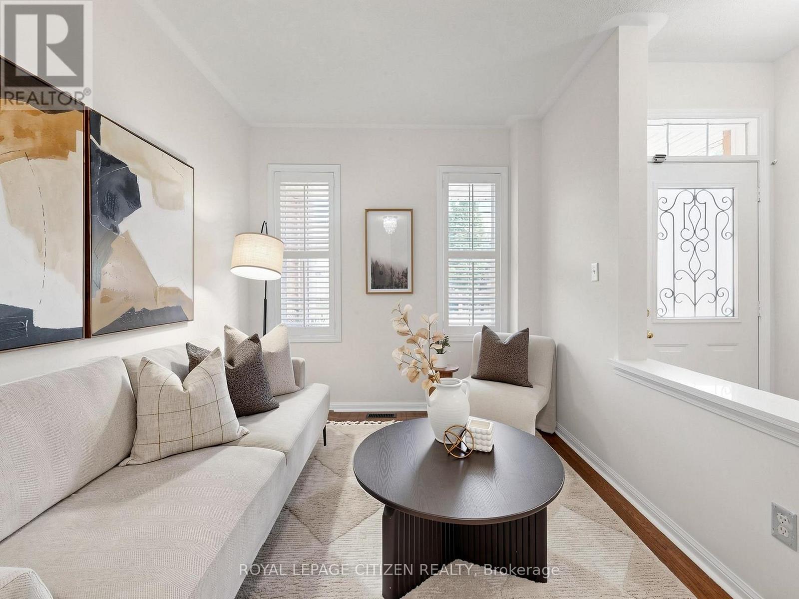 115 Dolce Crescent, Vaughan, Ontario L4H 3C9 - Photo 3 - N13436208