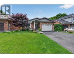 4512 IVY GARDENS Crescent, Beamsville, Ontario