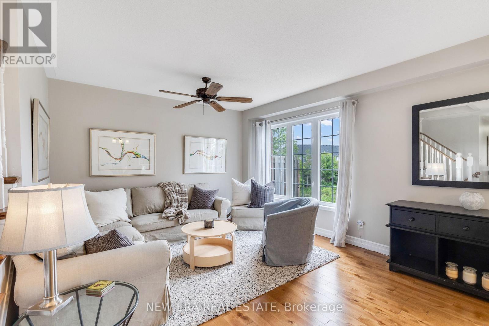 44 Millcliff Circle, Aurora, Ontario  L4G 7N7 - Photo 11 - N13436284