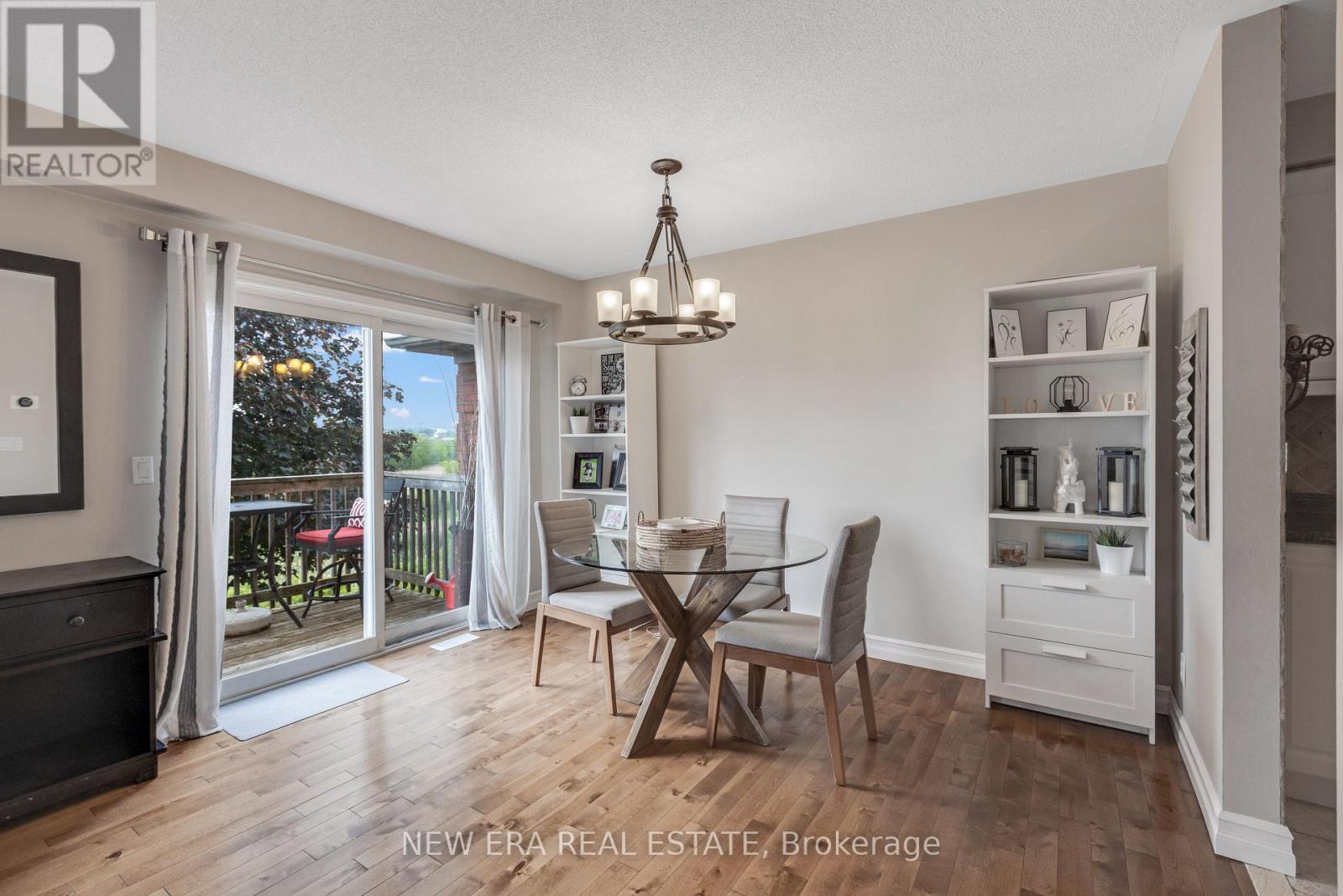 44 Millcliff Circle, Aurora, Ontario  L4G 7N7 - Photo 12 - N13436284