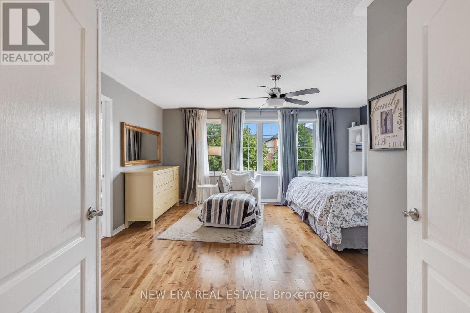 44 Millcliff Circle, Aurora, Ontario  L4G 7N7 - Photo 17 - N13436284