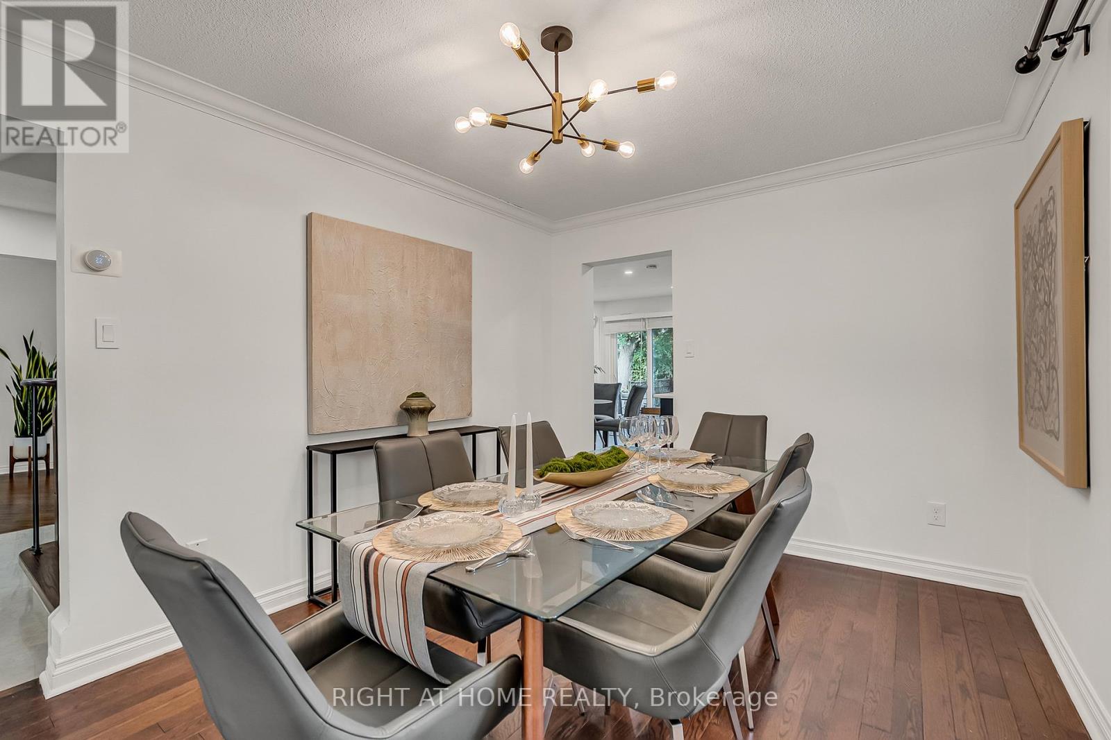 317 Atha Avenue, Richmond Hill, Ontario  L4C 6A8 - Photo 10 - N13436378