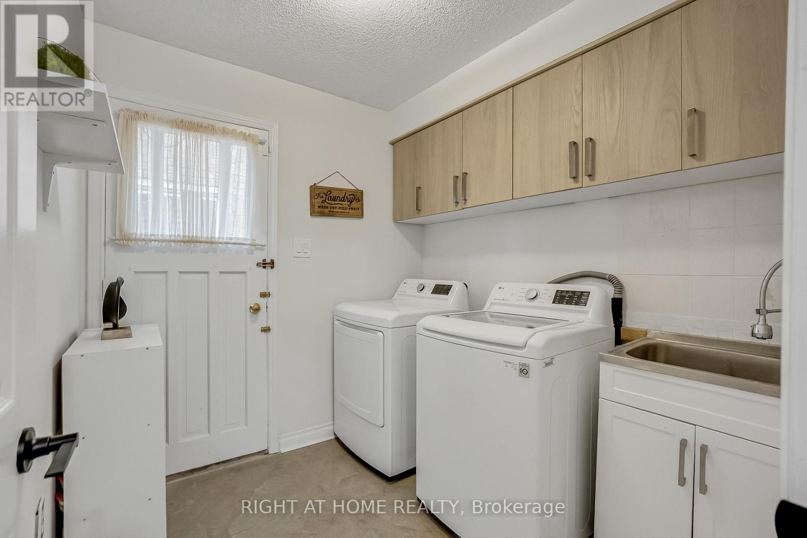 317 Atha Avenue, Richmond Hill, Ontario  L4C 6A8 - Photo 16 - N13436378