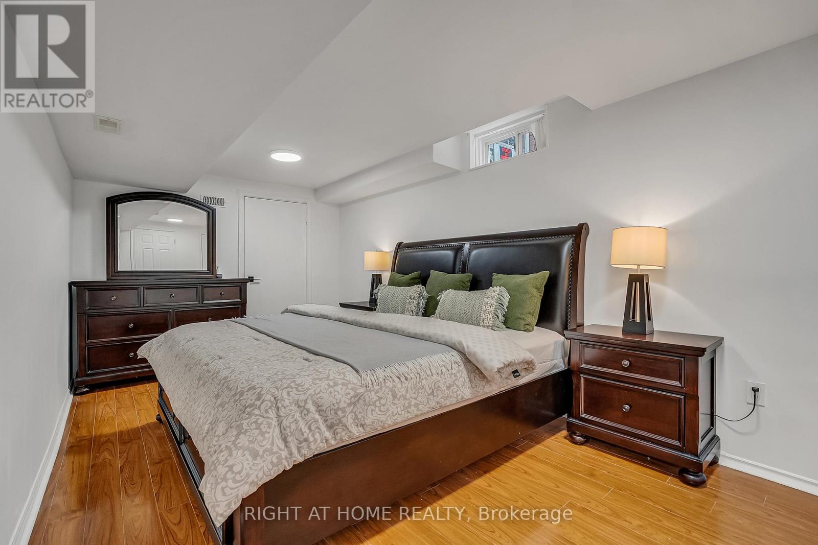 317 Atha Avenue, Richmond Hill, Ontario  L4C 6A8 - Photo 32 - N13436378