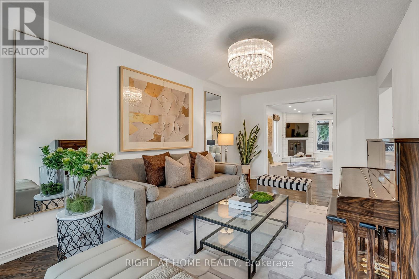 317 Atha Avenue, Richmond Hill, Ontario  L4C 6A8 - Photo 7 - N13436378