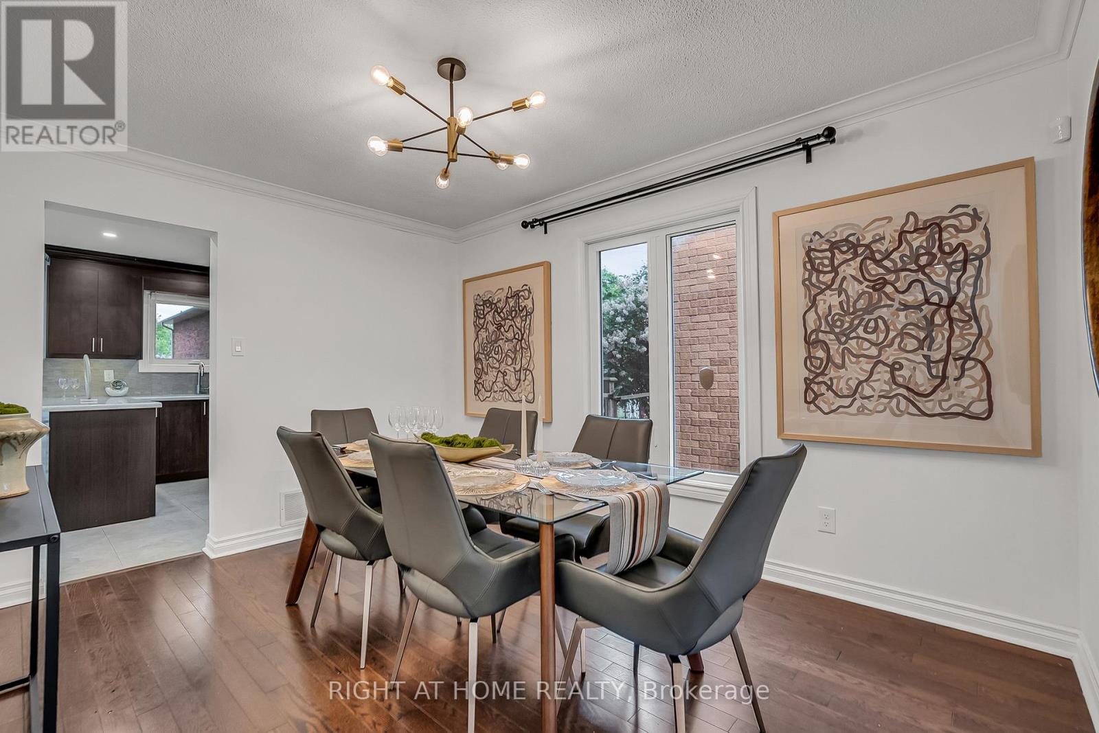 317 Atha Avenue, Richmond Hill, Ontario  L4C 6A8 - Photo 9 - N13436378