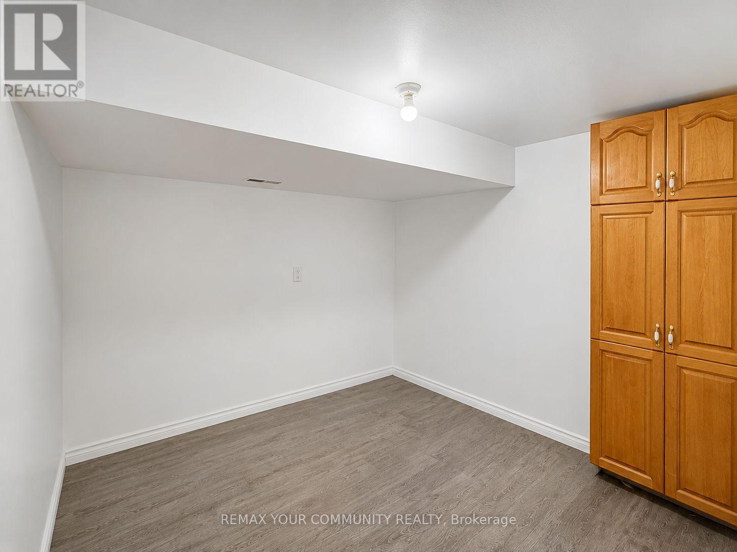 Lower Unit - 77 Beswick Drive, Newmarket, Ontario  L3Y 1E8 - Photo 9 - N13436384