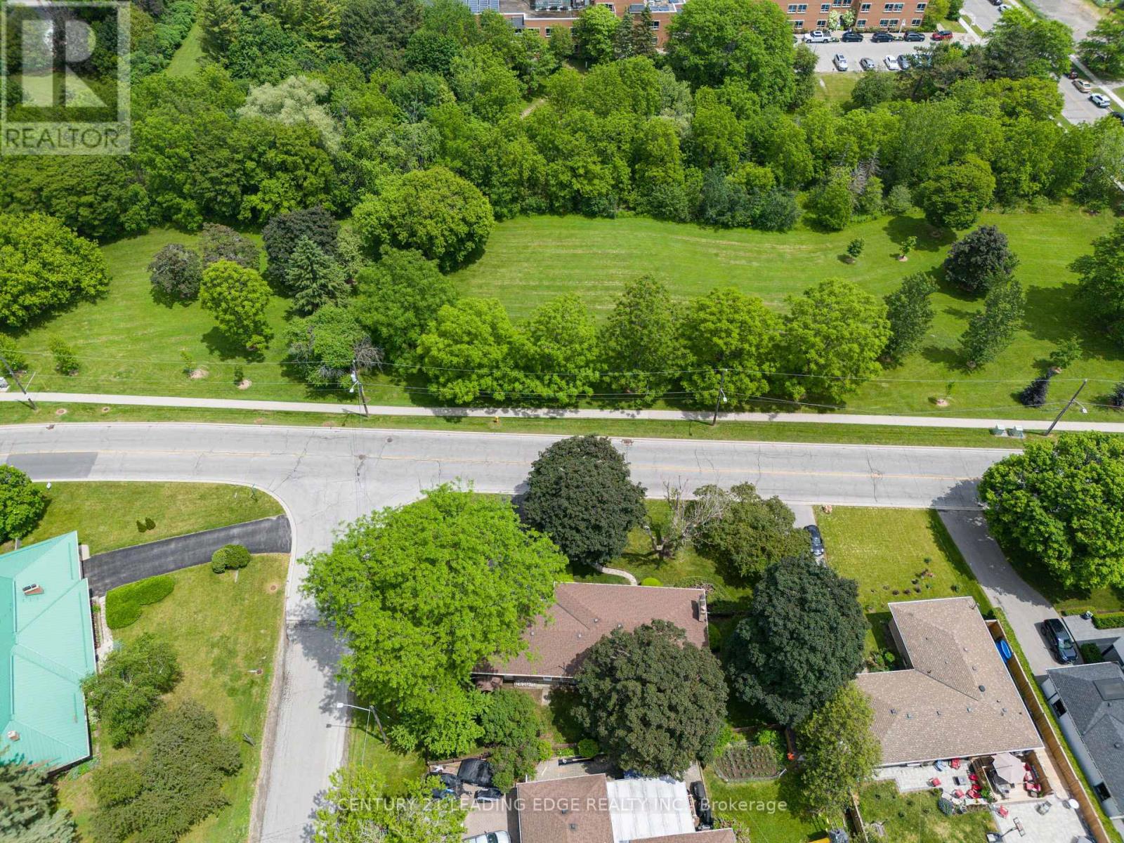 6 Paramount Road, Markham, Ontario  L3P 2V8 - Photo 31 - N13436388