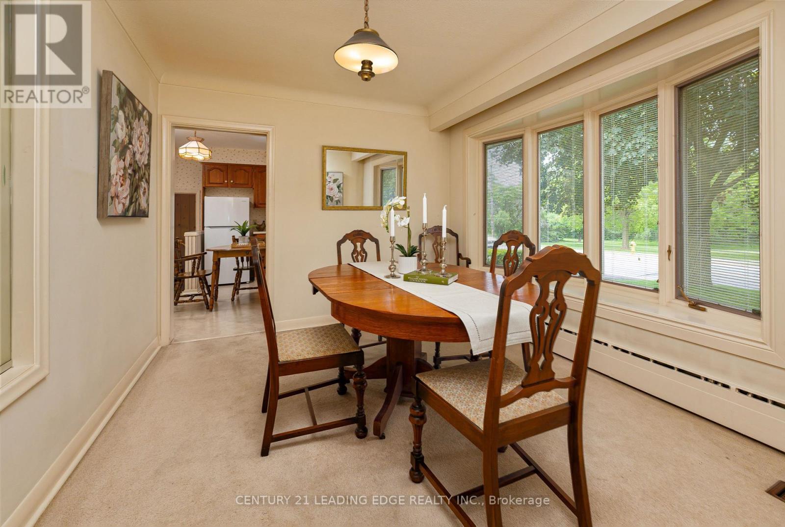 6 Paramount Road, Markham, Ontario  L3P 2V8 - Photo 5 - N13436388