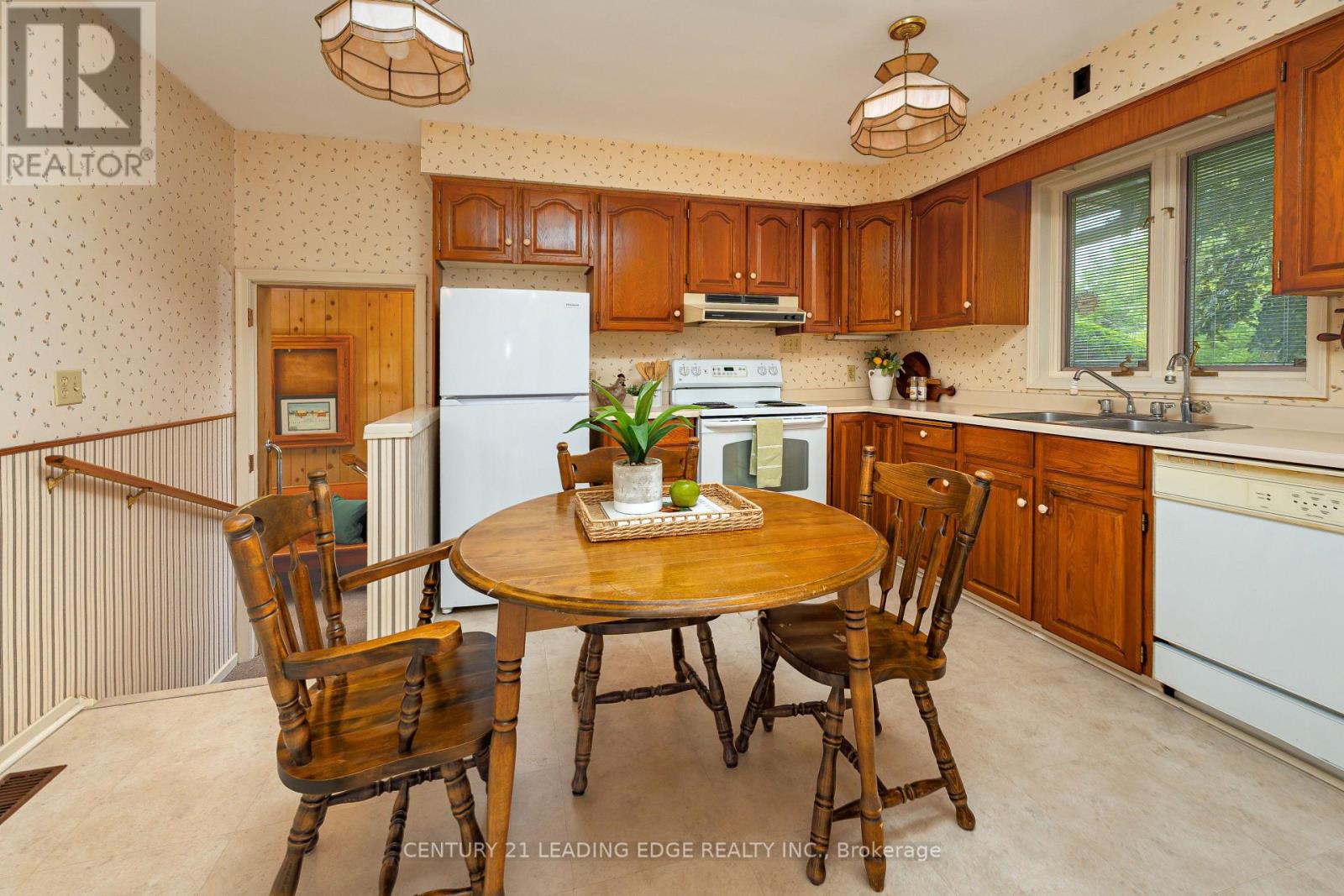 6 Paramount Road, Markham, Ontario  L3P 2V8 - Photo 7 - N13436388