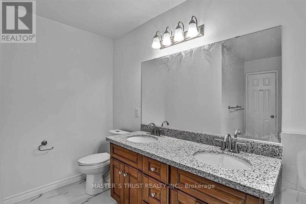 92 Cavalry Trail, Markham, Ontario  L3R 9H8 - Photo 16 - N13436394