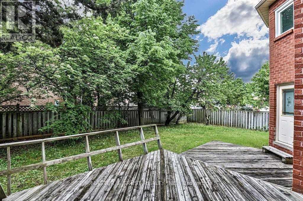92 Cavalry Trail, Markham, Ontario  L3R 9H8 - Photo 25 - N13436394