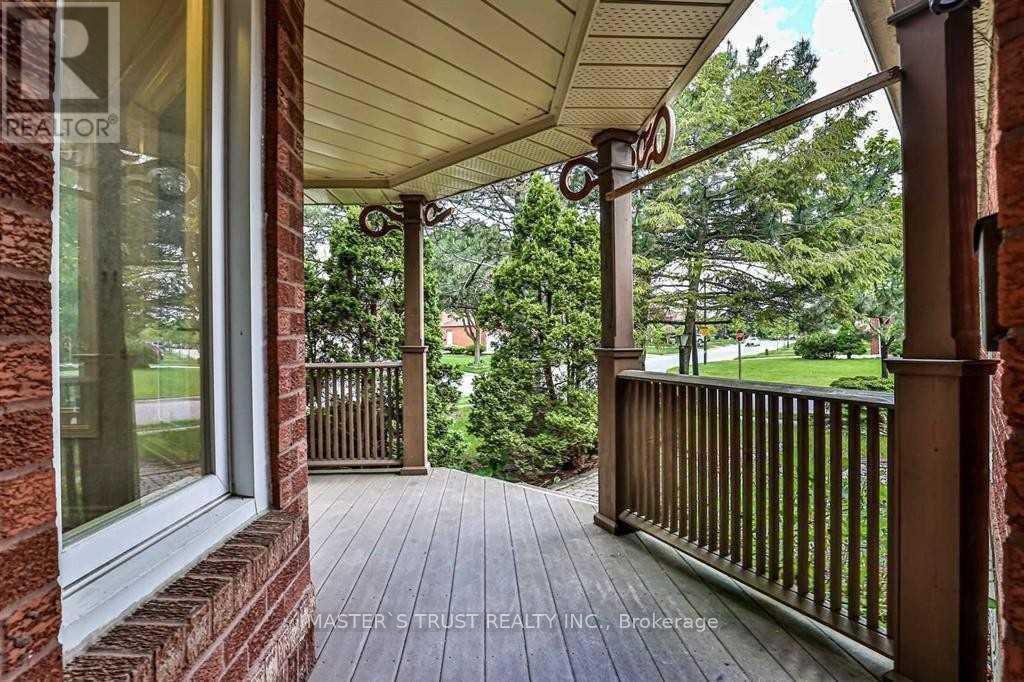 92 Cavalry Trail, Markham, Ontario  L3R 9H8 - Photo 4 - N13436394