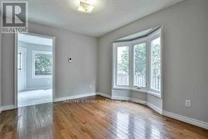 92 Cavalry Trail, Markham, Ontario  L3R 9H8 - Photo 5 - N13436394