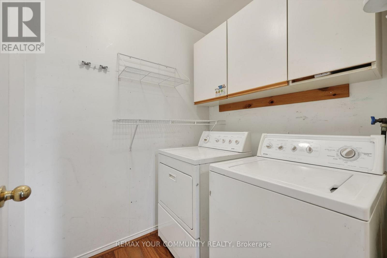 82 Ondrey Street, Bradford West Gwillimbury (Bradford), Ontario  L3Z 2W9 - Photo 11 - N13436402