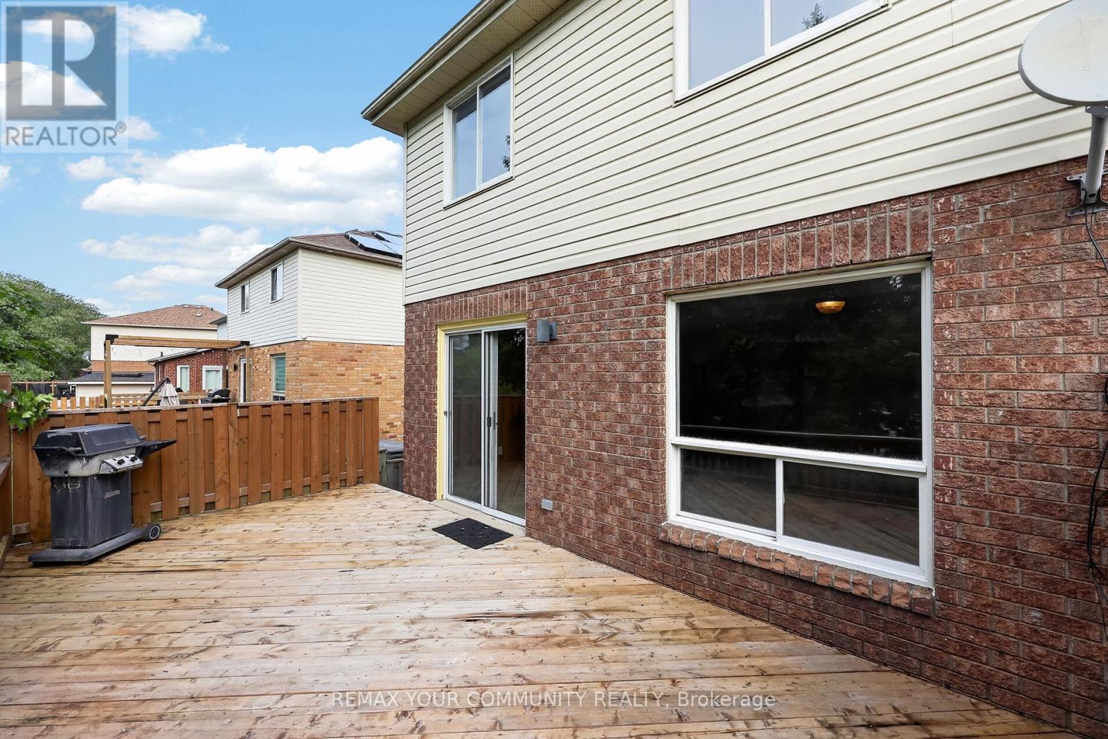 82 Ondrey Street, Bradford West Gwillimbury (Bradford), Ontario  L3Z 2W9 - Photo 27 - N13436402